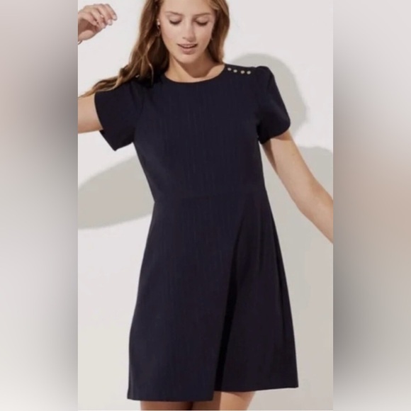 LOFT Dresses & Skirts - LOFT Mini Dress Size 6 Short Sleeves Dark Blue